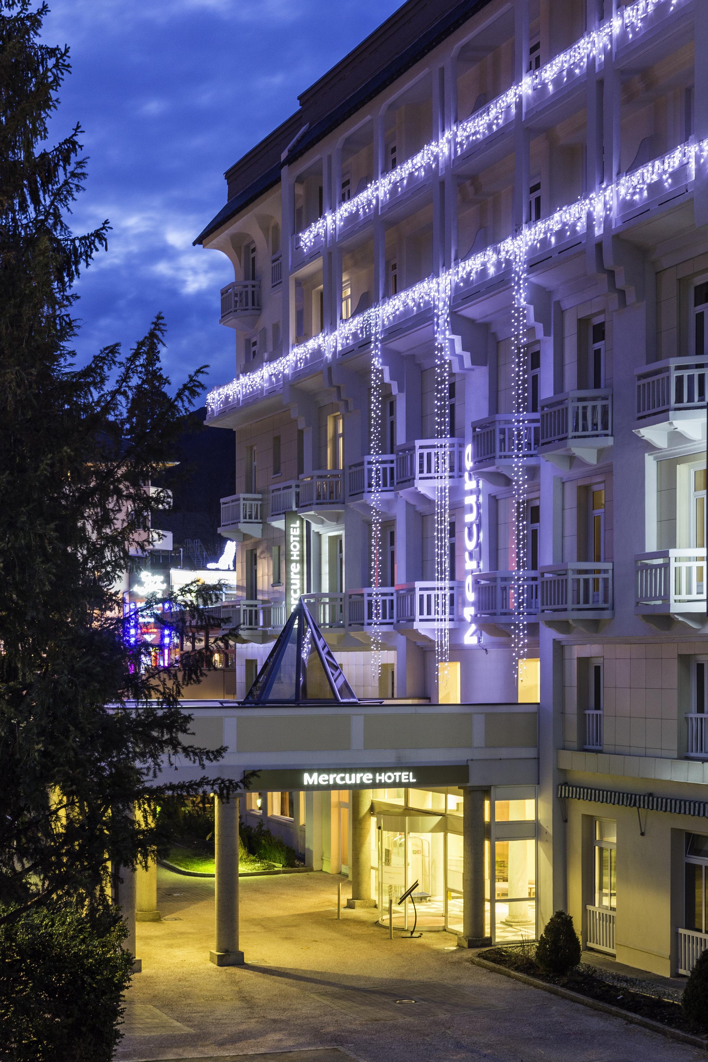 Hotel Les 3 Vallees 4*