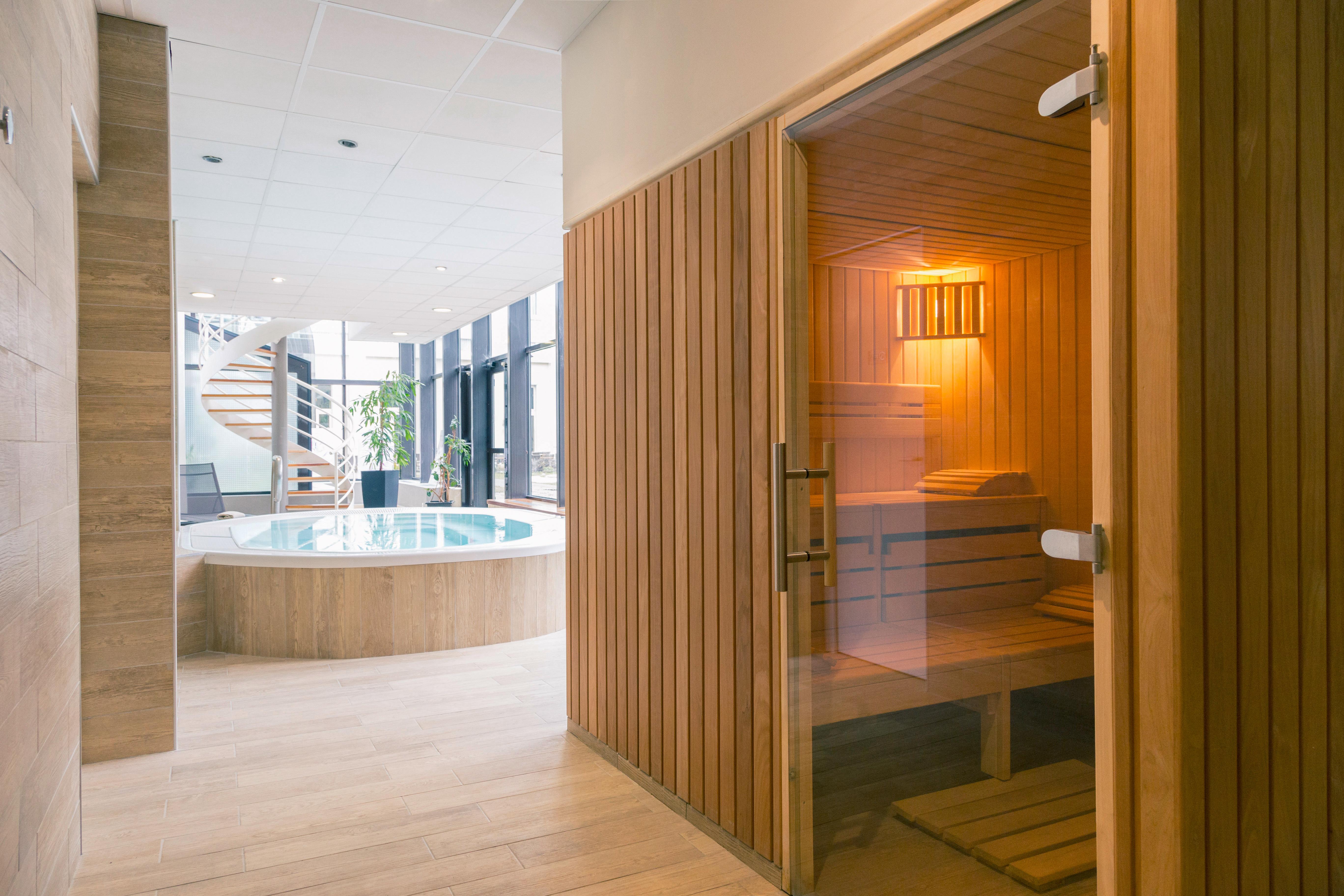 Hotel Les 3 Vallees 4*